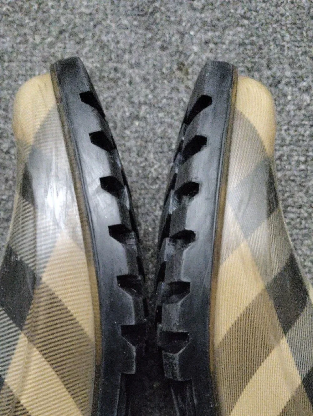 Burberry haymarket classic